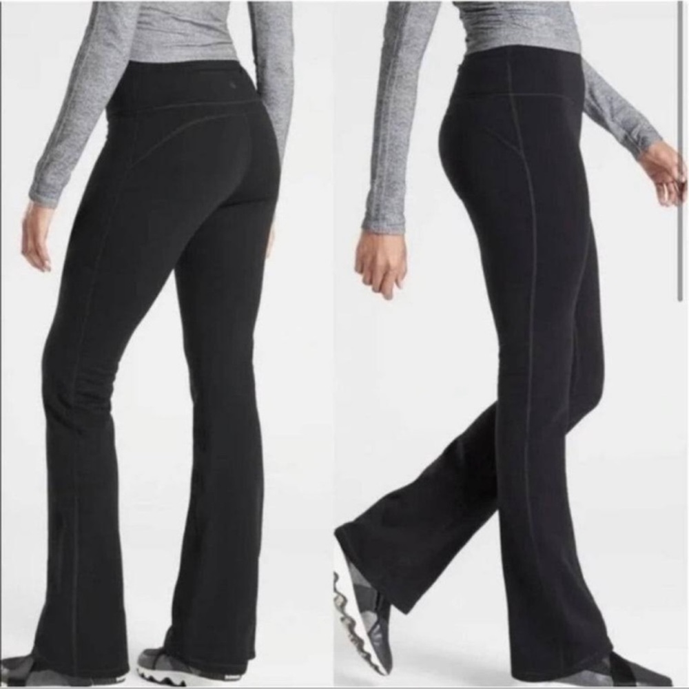 Athleta Fleeced Lined pants Leggings 
Size xs